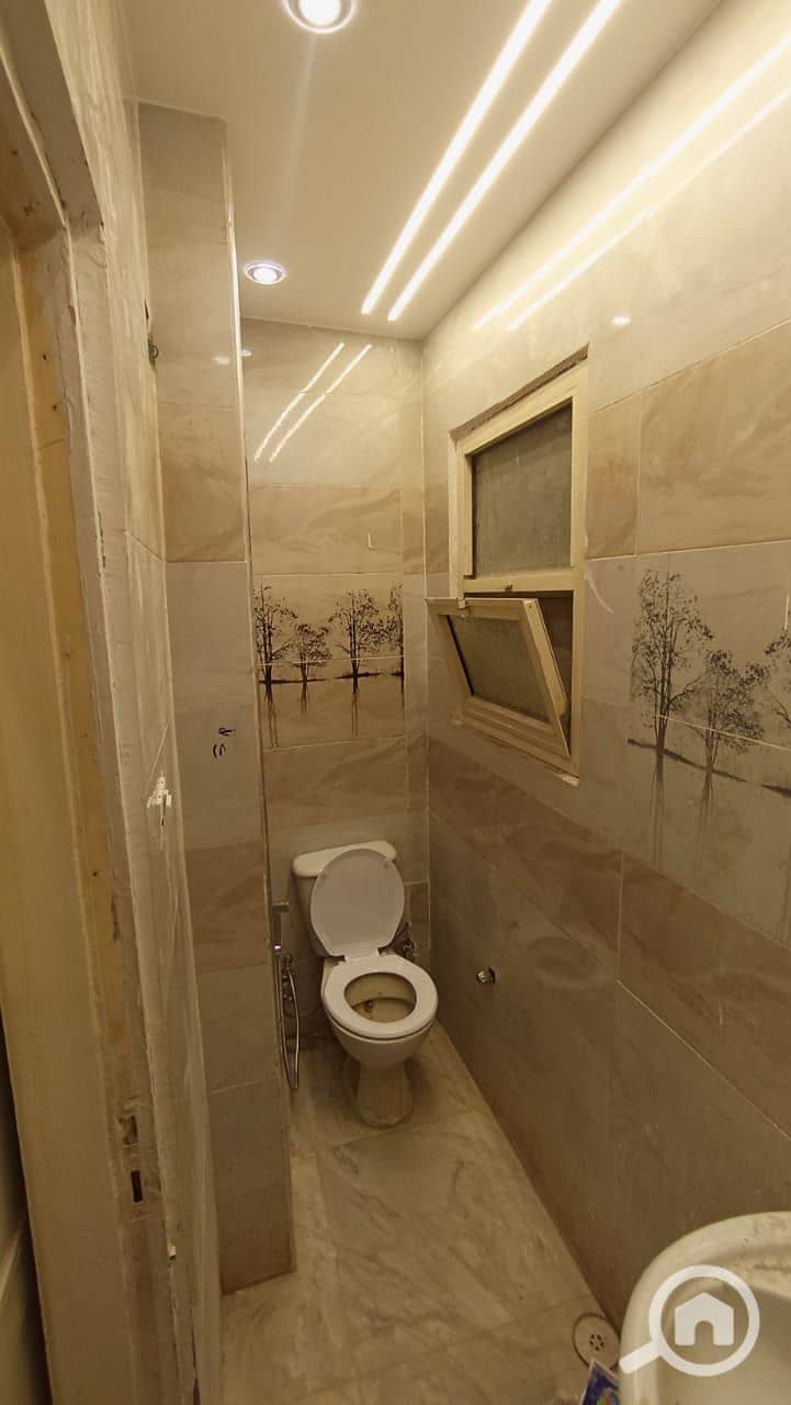 24 fd874099-bcf4-4eb4-9ff7-f976a7ca9037. jpg