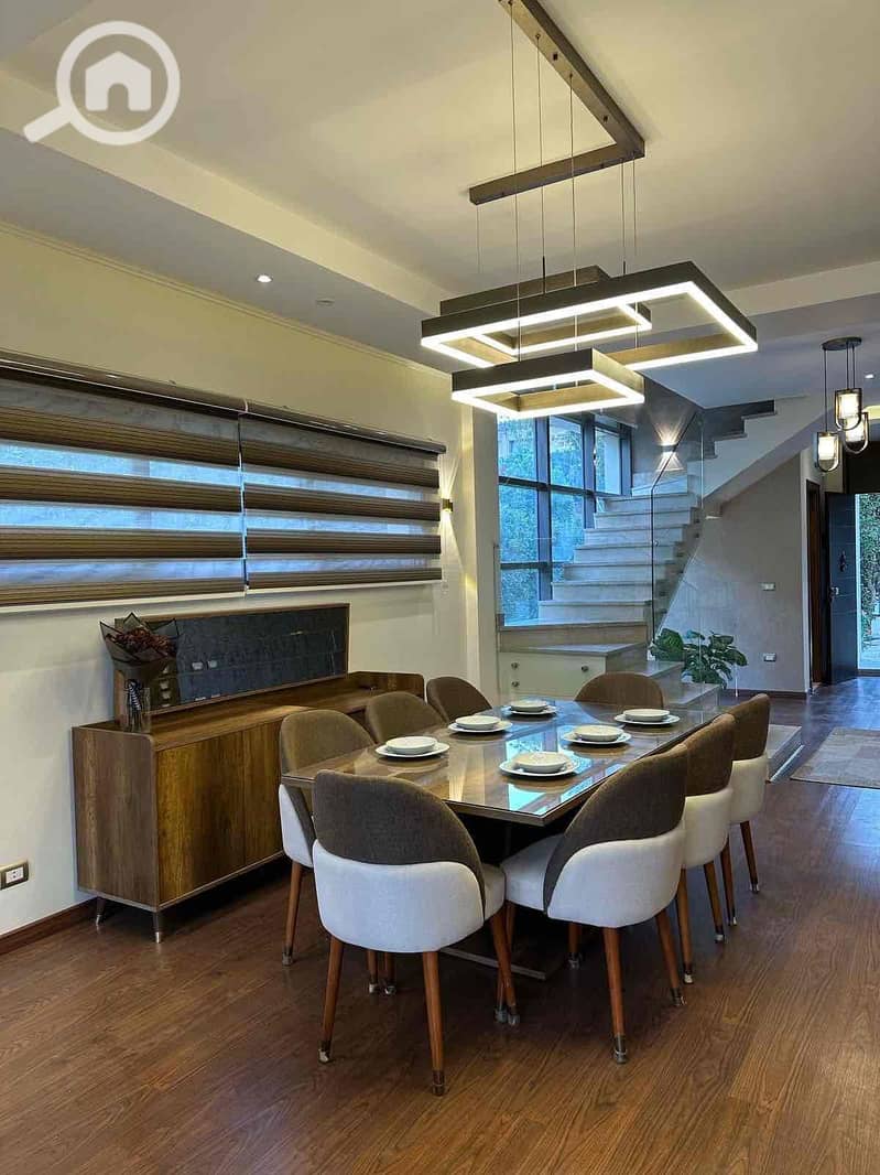 5 34f0eeff-a8ae-4521-b222-774168626f9e. jpg