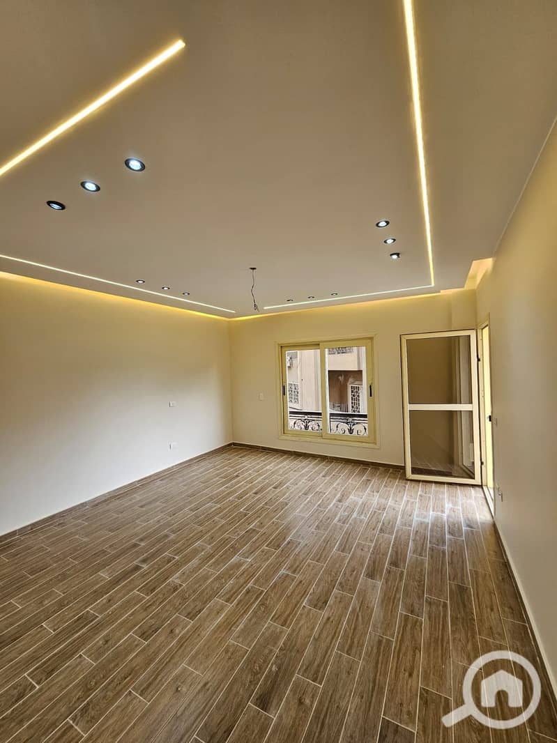 7 b884967d-7c23-4b60-9274-53e6b2ae3582. jpg