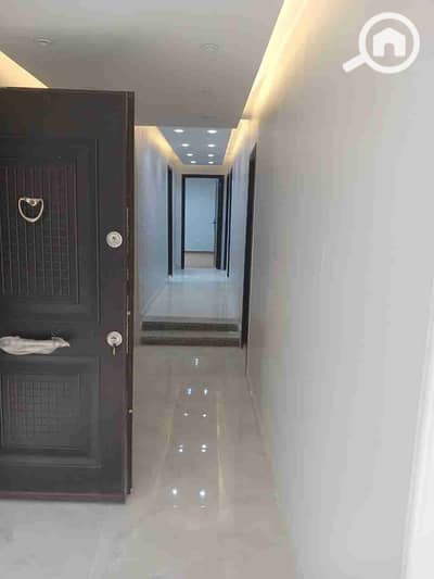 3 Bedroom Flat for Rent in Heliopolis, Cairo - IMG-20251225-WA0014. jpg