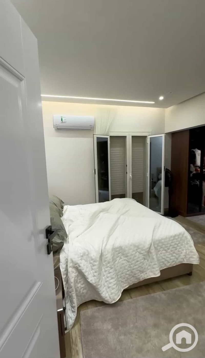 5 WhatsApp Image 2025-12-25 at 10.04. 35 PM (2). jpeg