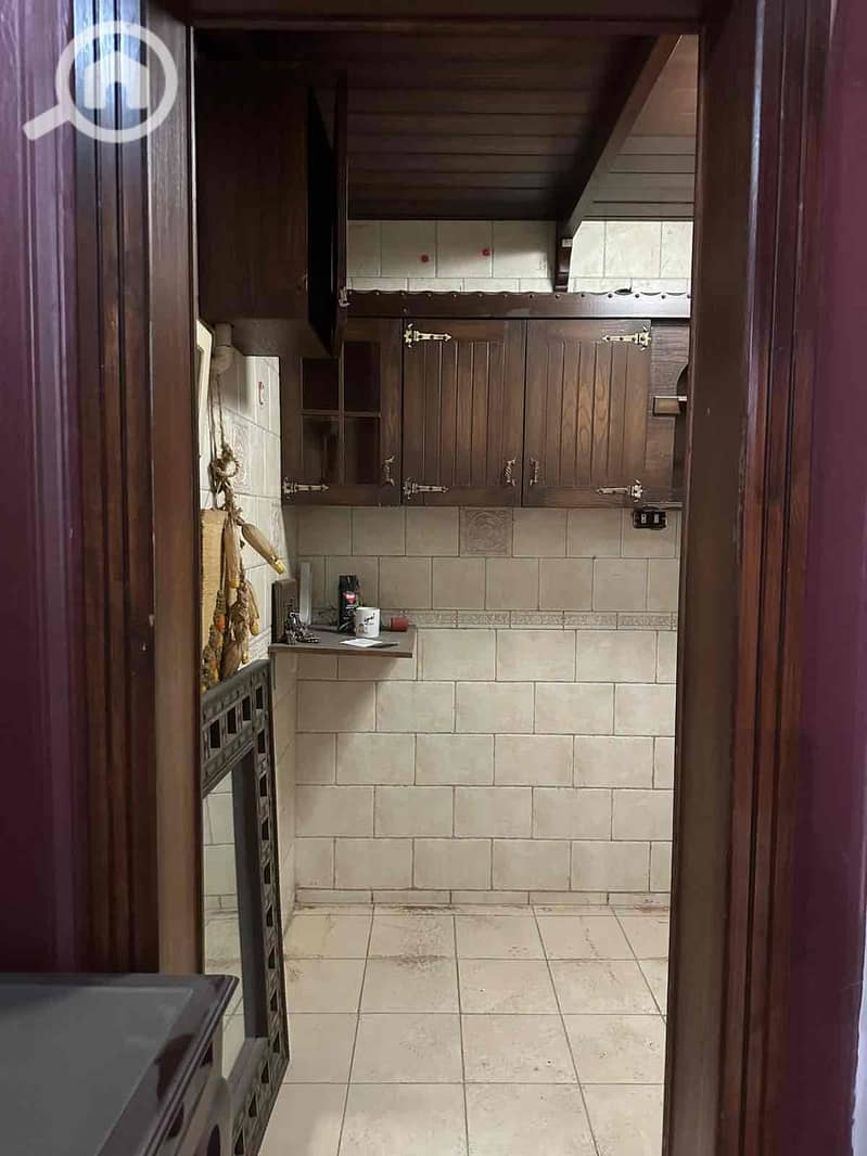 2 c64101eb-2b36-4548-a9db-b8e552a2cfbf. jpg