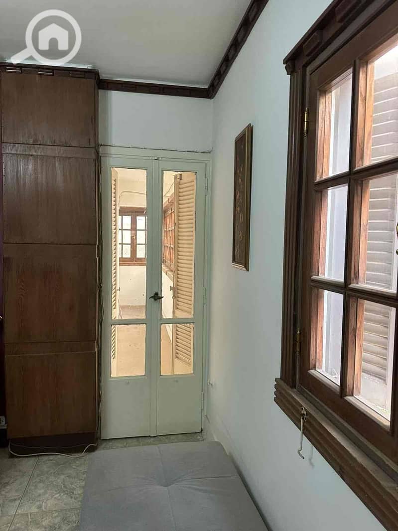 7 570e98e5-aa8f-49d7-bfb2-e95b14b9092a. jpg