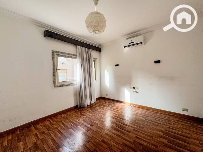 4 WhatsApp Image 2025-12-25 at 8.08. 47 PM (1). jpeg