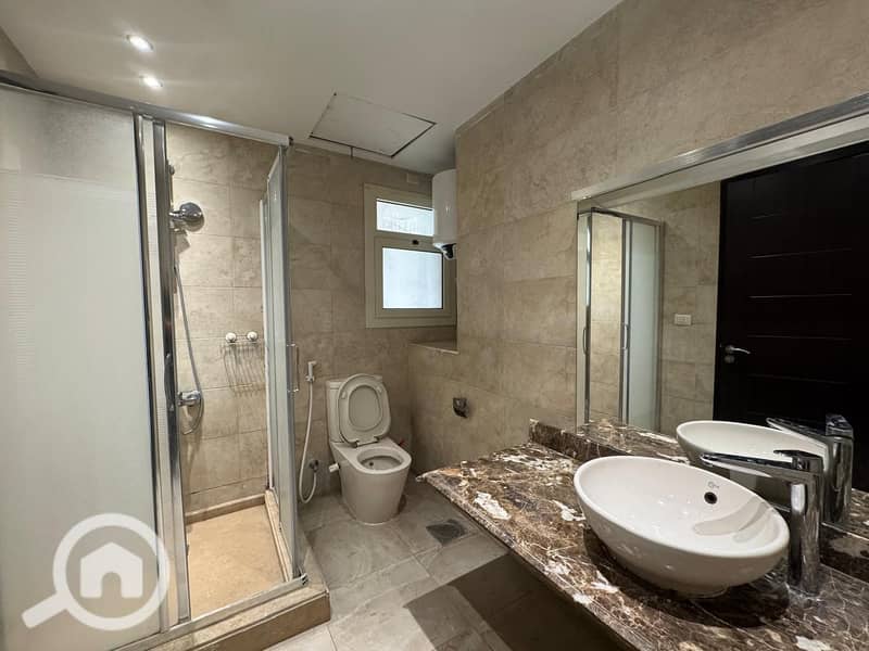 6 WhatsApp Image 2025-12-25 at 8.09. 01 PM (1). jpeg