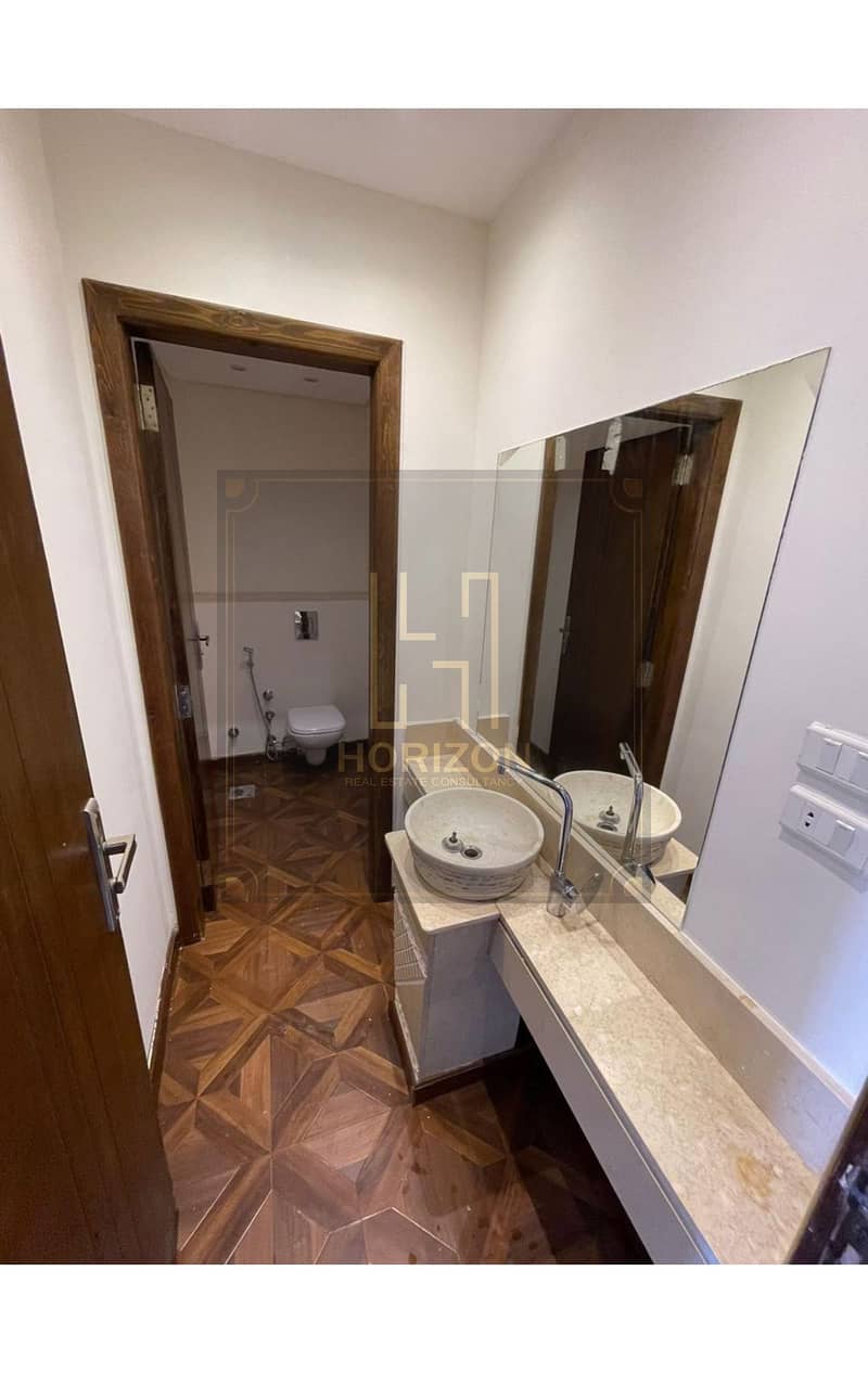 5 WhatsApp Image 2025-12-25 at 6.24. 15 PM (3). jpg