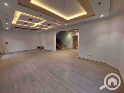 فیلا 5 غرف نوم للايجار في القاهرة الجديدة، القاهرة - 1000740563. jpg