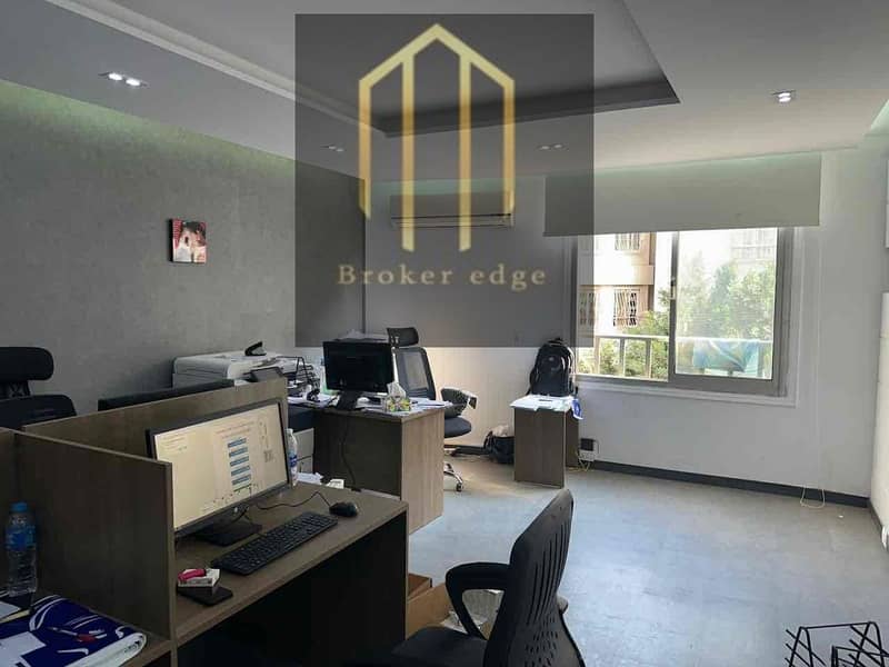 6 d5e65317-2d36-4c26-b4fa-48246d4792c7. jpg