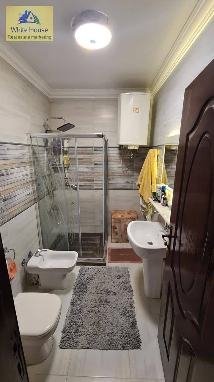 5 17a8bb16-7bd0-4713-bc97-9d75a3c12fe2. jpg