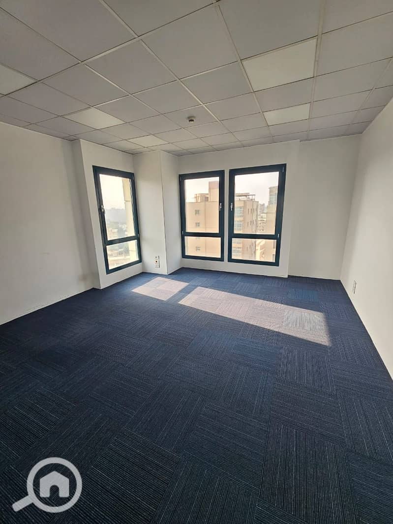 6 WhatsApp Image 2025-12-25 at 11.31. 08 PM (1). jpeg