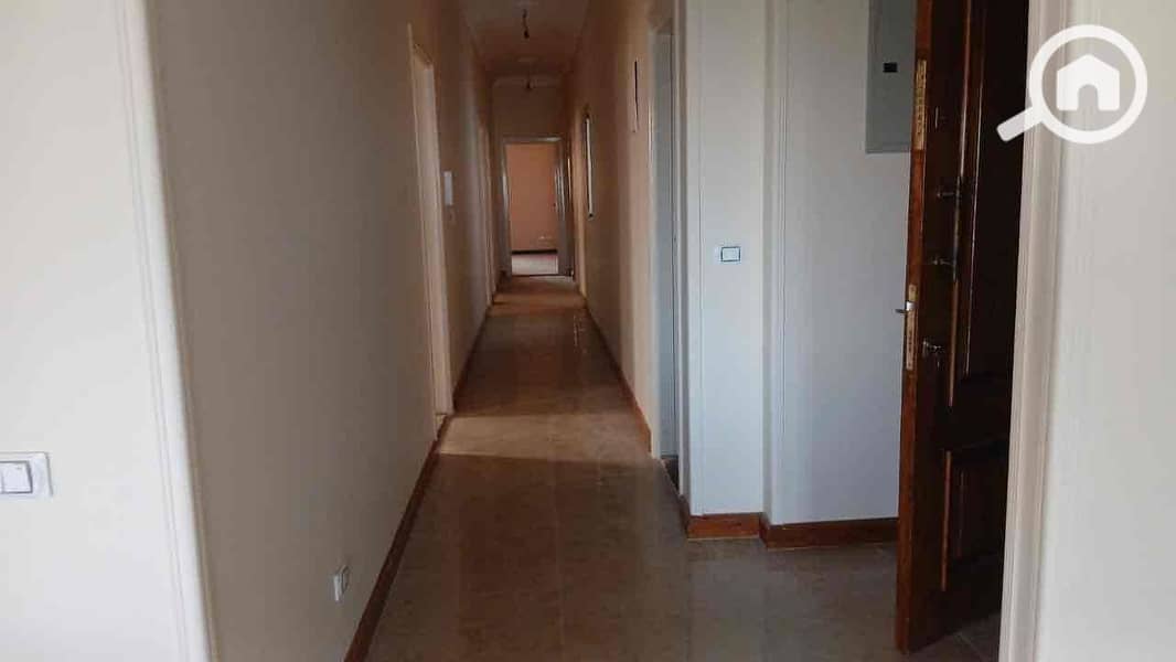 7 453c7808-5a3d-420b-9720-34b503a7dfd8. jpg