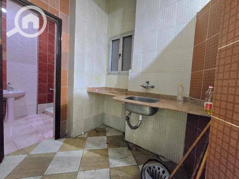 5 3de2b045-a17f-433b-ad44-24f64cc3e541. jpg