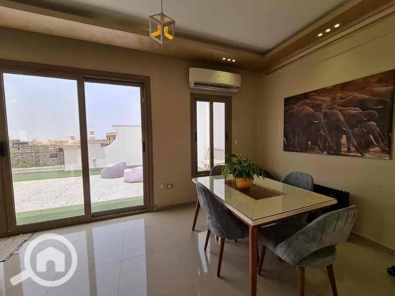 10 470ea071-a229-43d6-99d2-1a0088118a0d. jpg