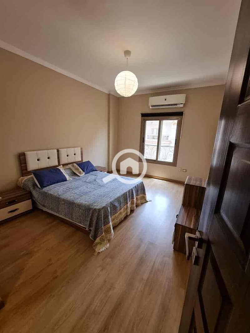 12 8129b1f6-8dfa-4ad1-9085-052946f7c28e. jpg