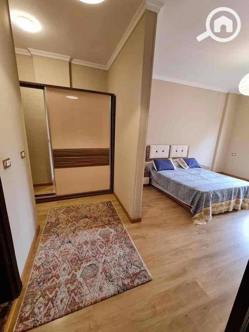 23 650f59b8-9a30-4768-a7ed-340580960a7a. jpg