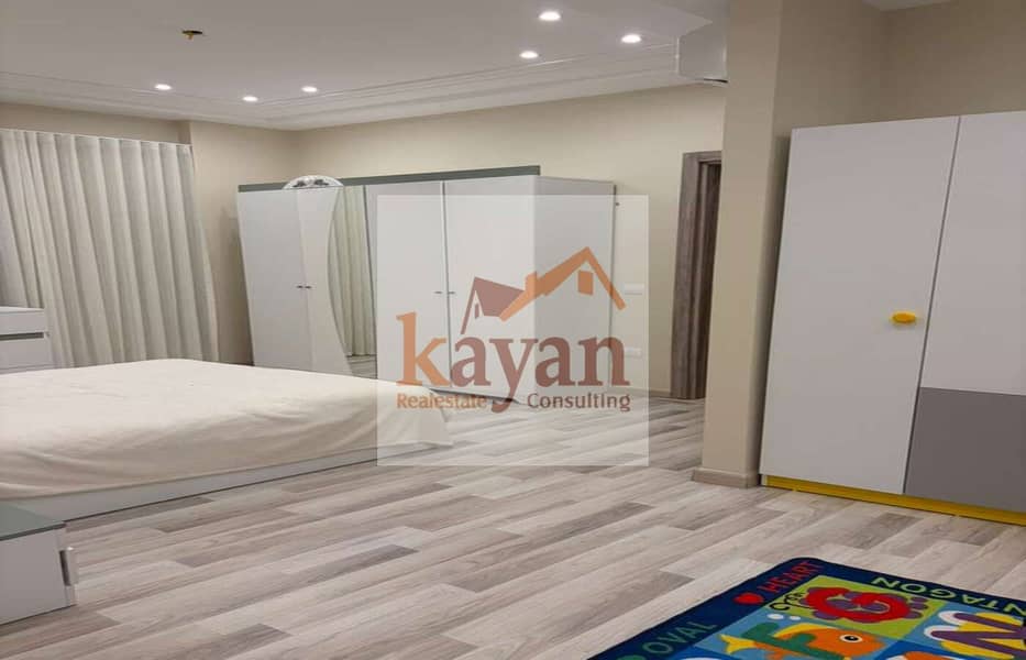 12 fc5d5ad0-b359-468a-b28a-0f8a78431de1. jpg