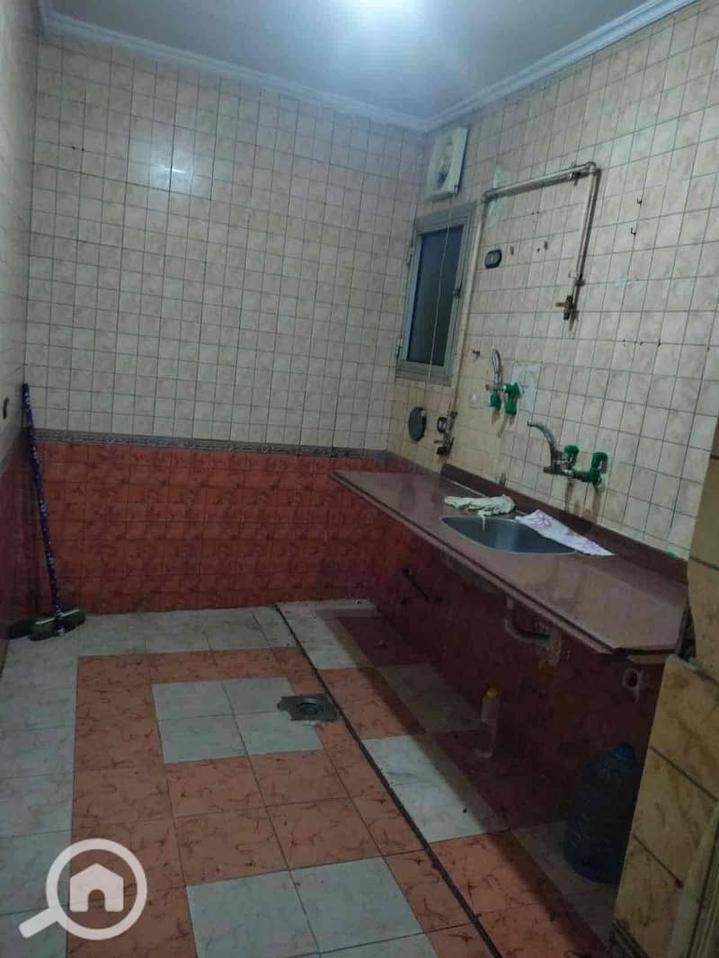 3 5dd61d4e-2f4a-4b71-a925-f1bbc48f0942. jpg