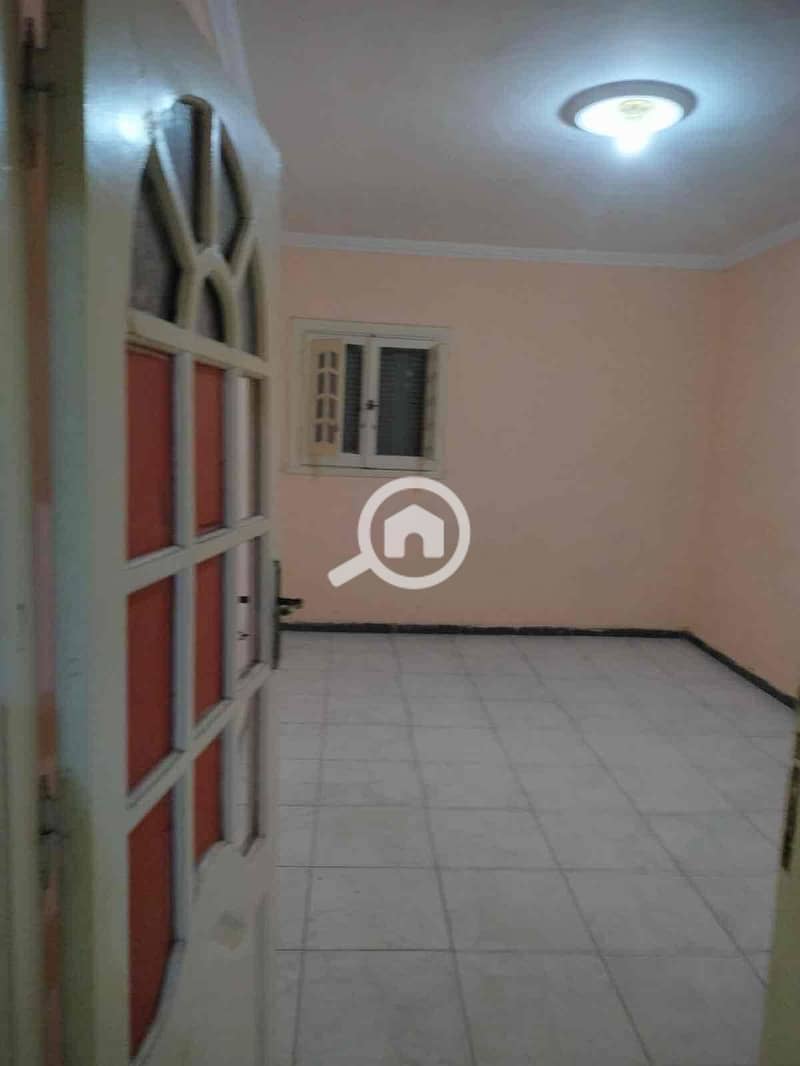 5 ae56ae7d-f572-40c9-806b-51d91f506220. jpg