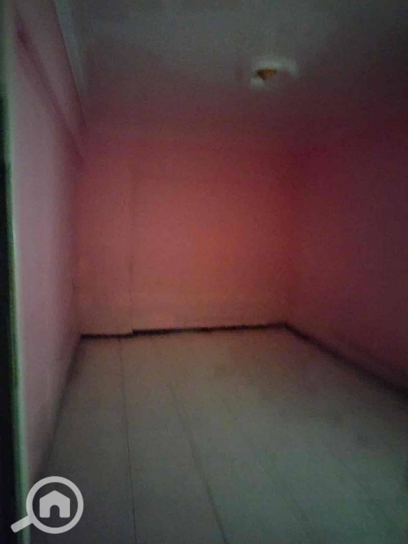 8 ed4ef36c-b7fc-4b25-900a-cf73d538d2c8. jpg