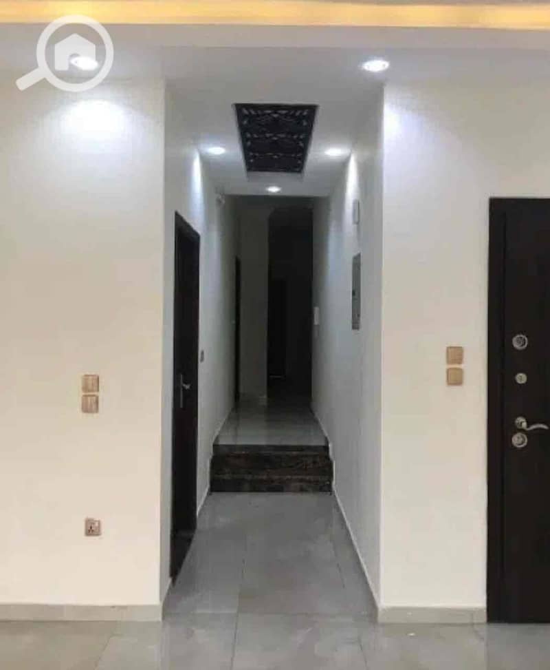 3 61000b21-5ccf-44f3-81d2-937250ca2992. jpg