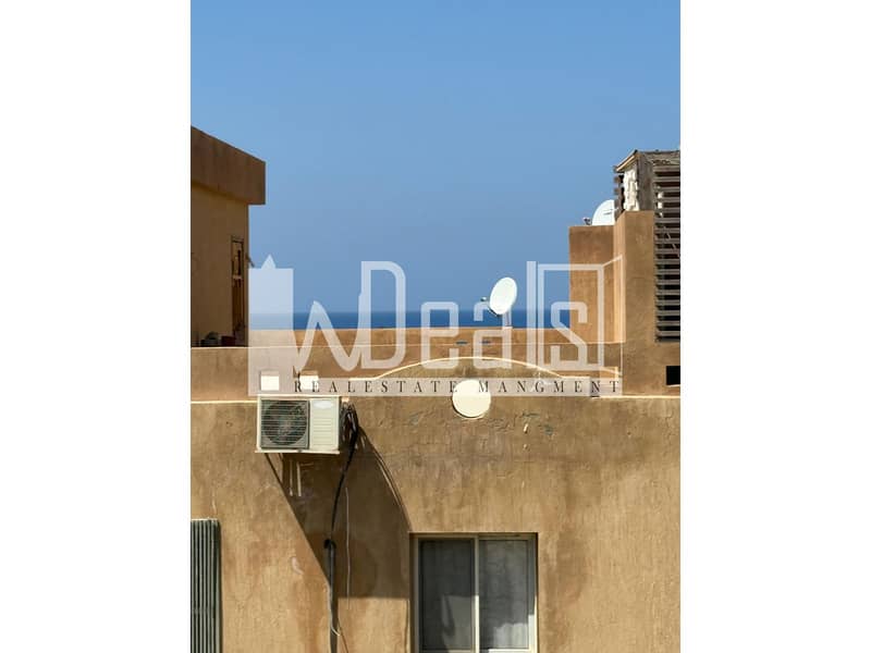 2 9ec7a72c-4dd7-4925-8371-801dcfb3ac18_1. jpg