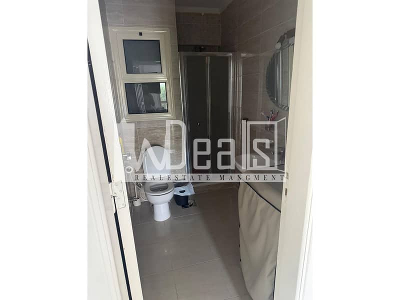 15 ead09acb-1e2d-4a2e-a346-4043123c4533_1. jpg