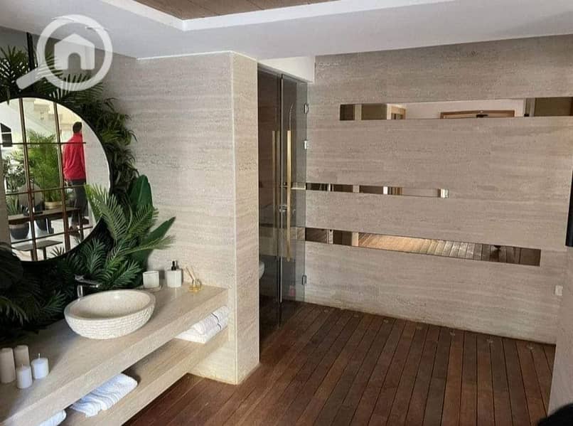 7 FB_IMG_1730564716952. jpg