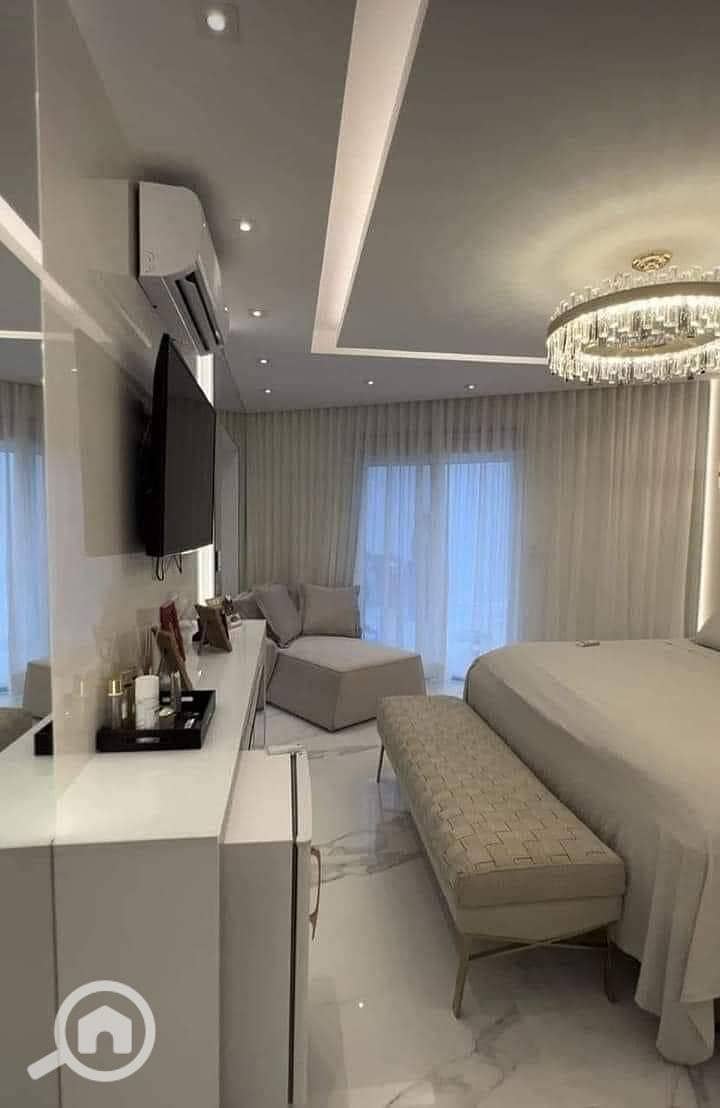 8 FB_IMG_1730560616223. jpg