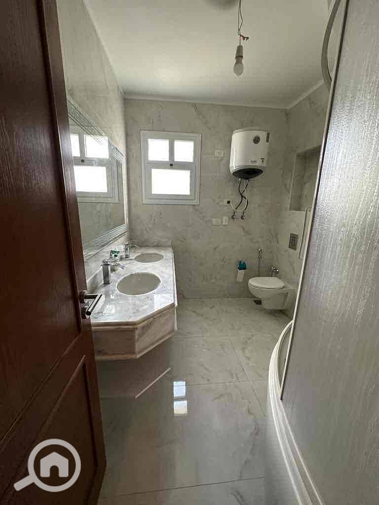 8 34f59266-4e10-4e7e-92d1-59540a3818aa. jpg