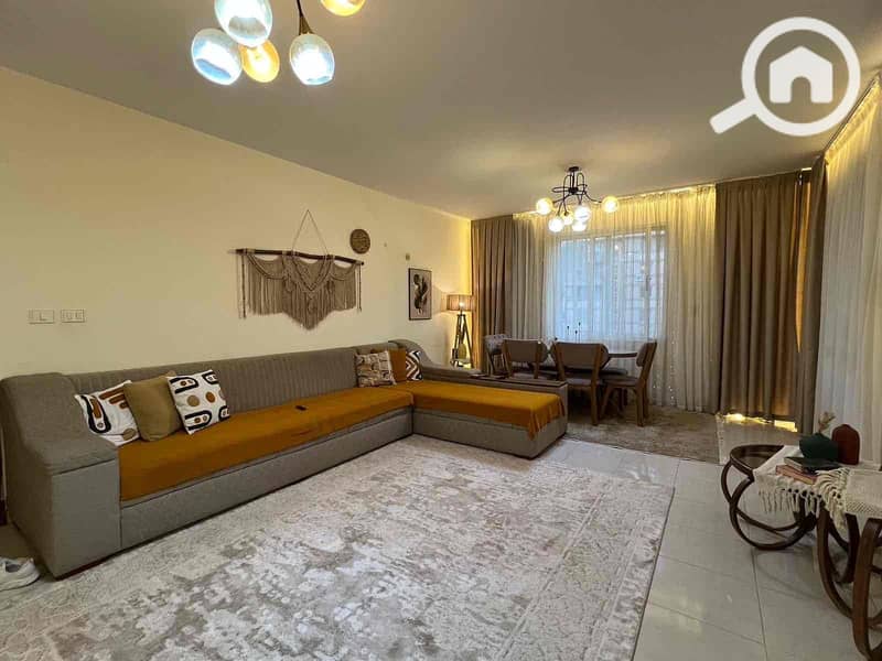 2 720c487f-e2f7-477a-ab95-86dbda2f8e59. jpg