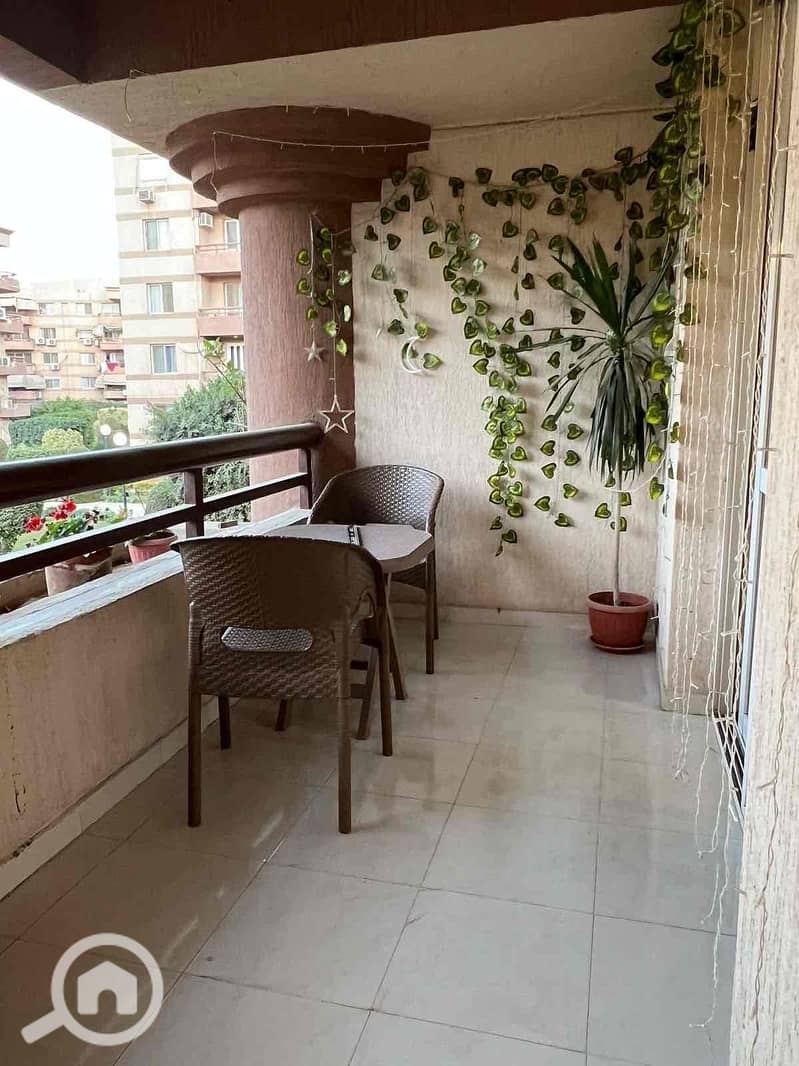 9 8df4fbc3-5b59-490c-ae42-6473af319364. jpg