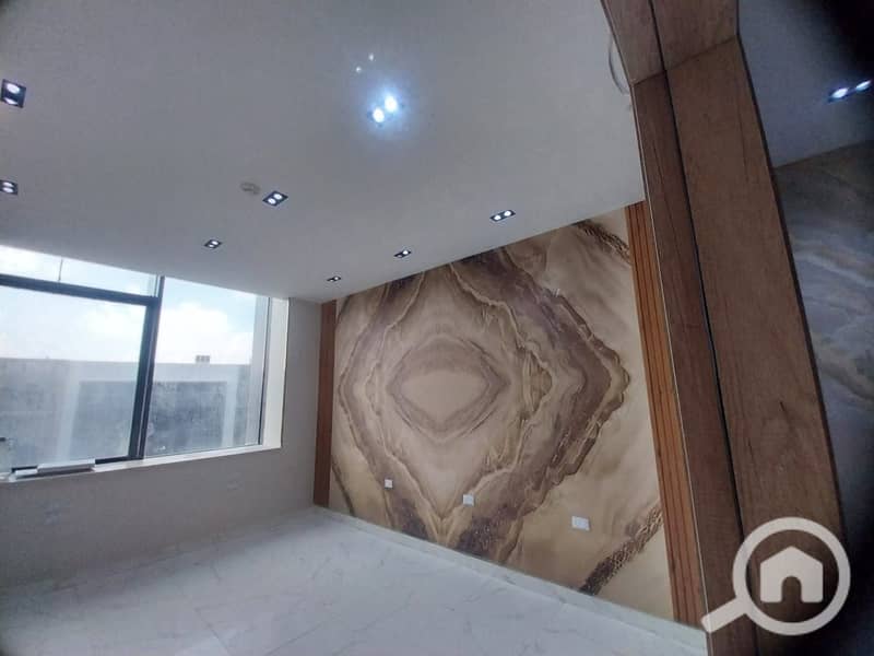 10 WhatsApp Image 2025-10-12 at 15.13. 41_0391dfe2 - Copy. jpg