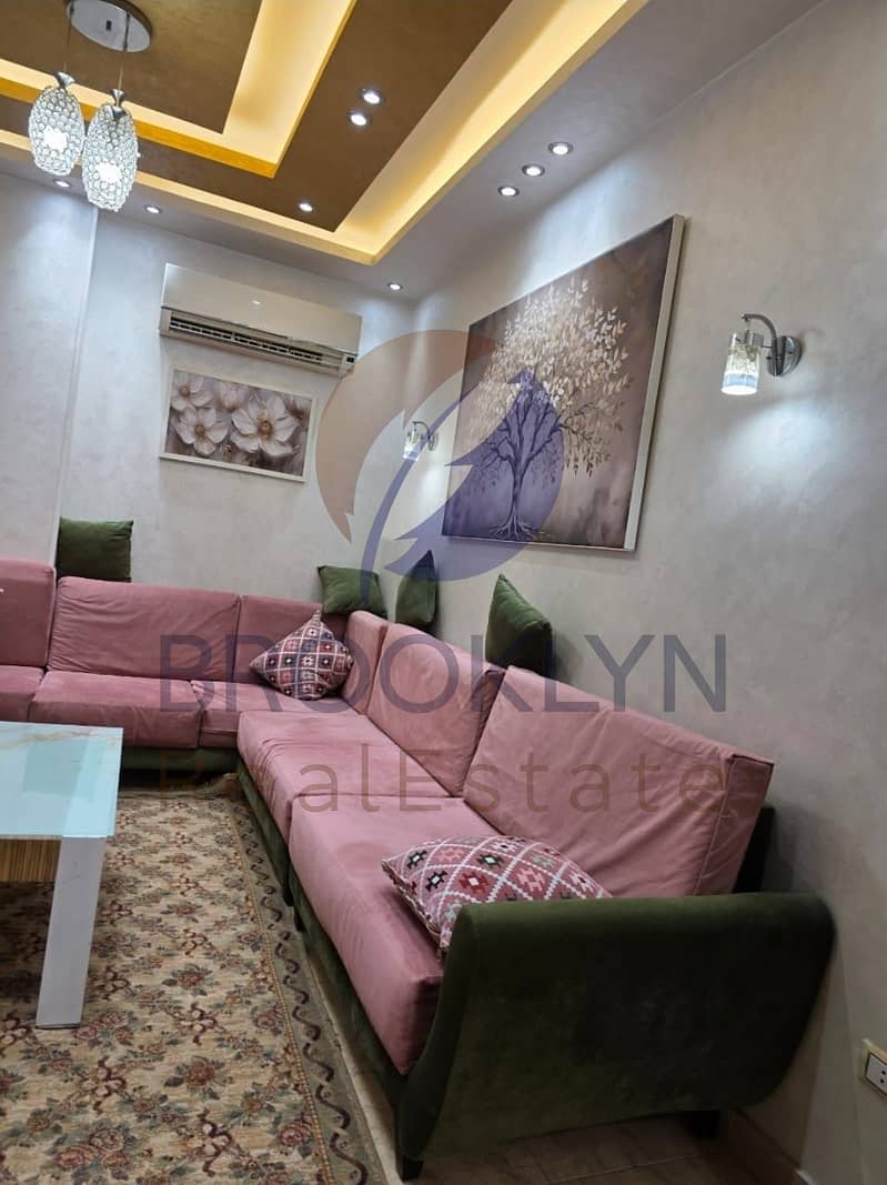 10 18601158-9d5f-4993-9704-7417c51e91e2. jpeg