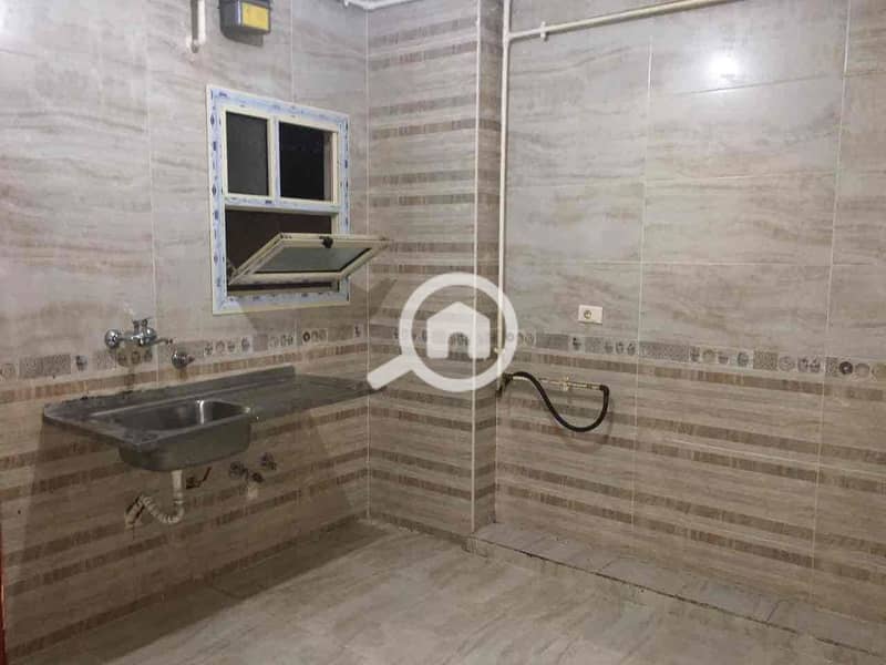 8 4c247c7b-b45b-4265-a878-02c63f28f9c3. jpg