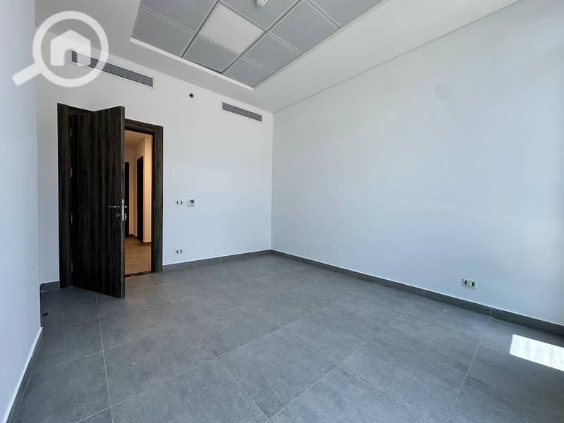 3 WhatsApp Image 2025-12-26 at 1.50. 33 PM (1). jpeg