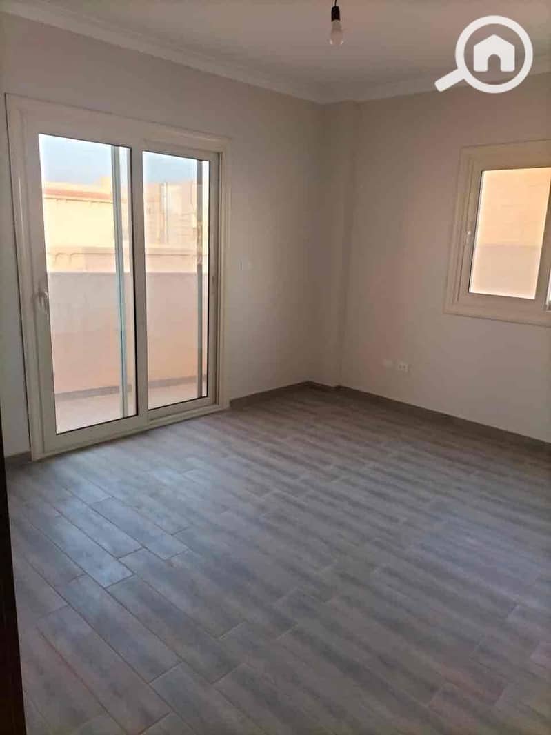 2 313a48b2-a528-4cb3-8818-10fc54e60b27. jpg