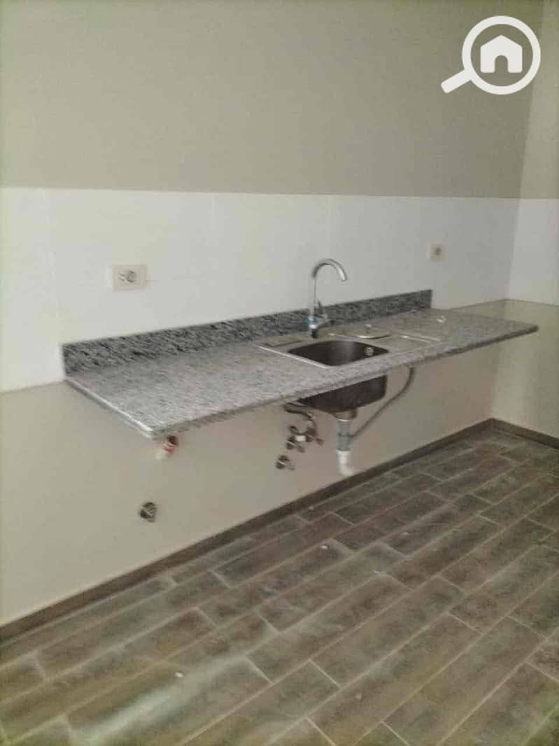 7 ba0e0a52-5e9f-48f7-abf7-148f7de9c7ee. jpg