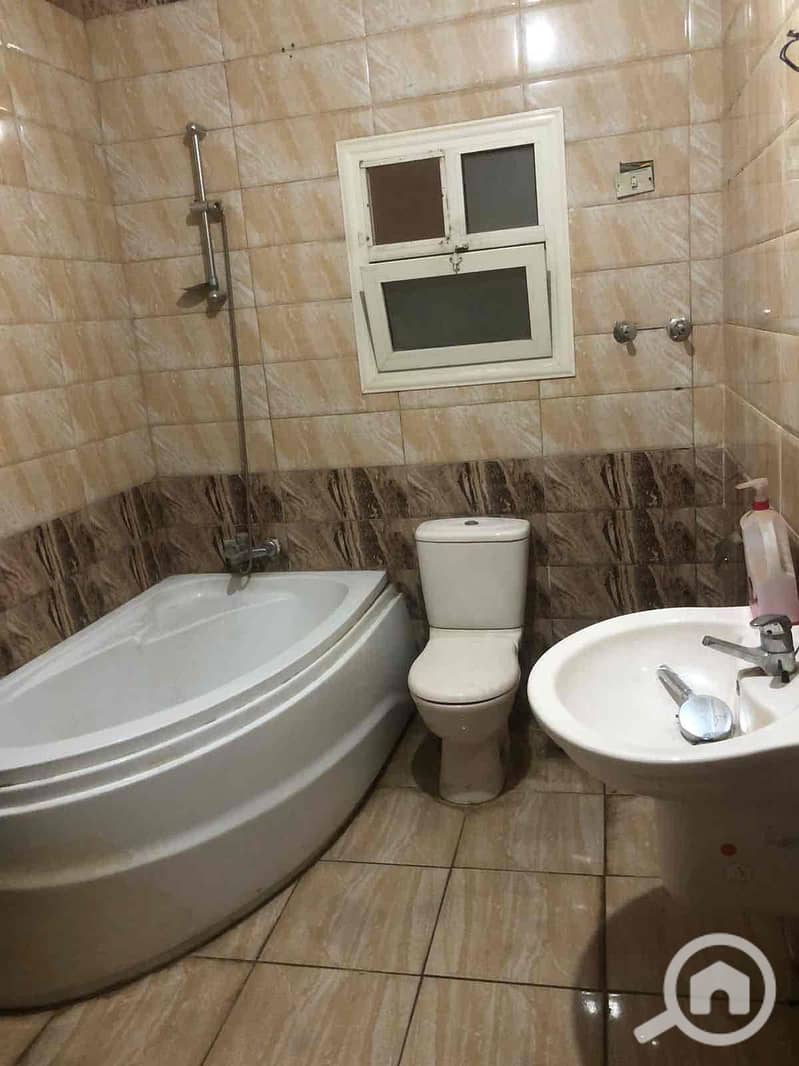 4 358bf362-d8ad-4db2-bce2-471a0971228c. jpg