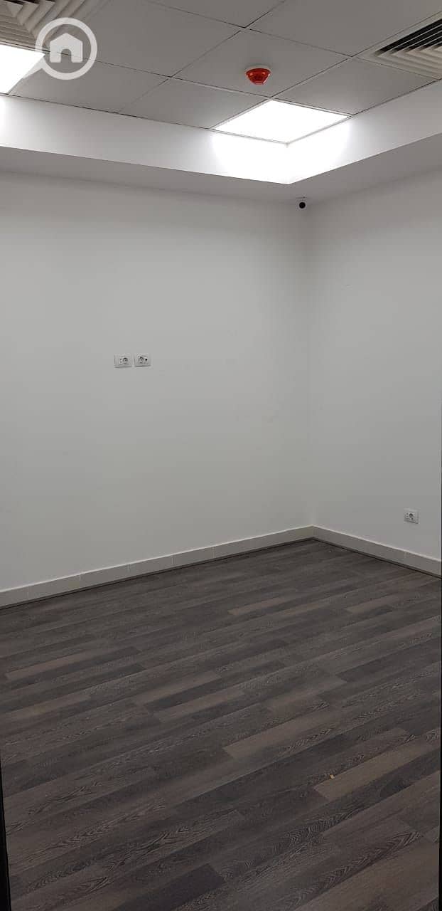 4 WhatsApp Image 2025-12-26 at 2.13. 27 PM (2). jpeg