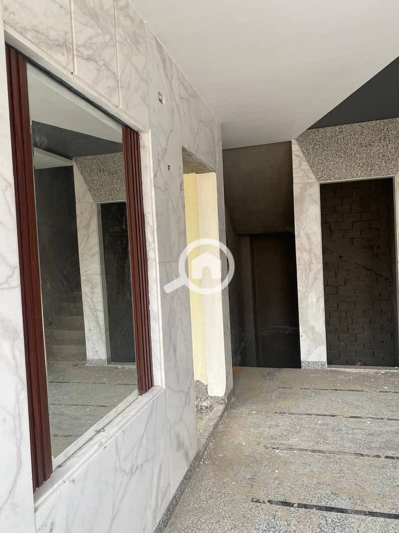 2 0a82b8c5-4c5c-49ab-b3c6-b4968a468af7. jpeg