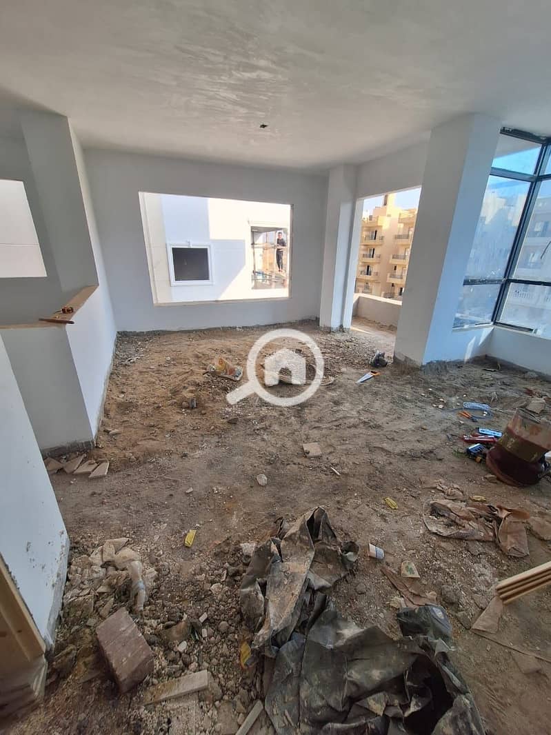 17 f44d9e62-fb7e-4f8c-bc85-206ed5472d77. jpeg