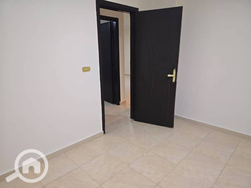 8 536271910_1483643596046284_5661831852314415956_n. jpg