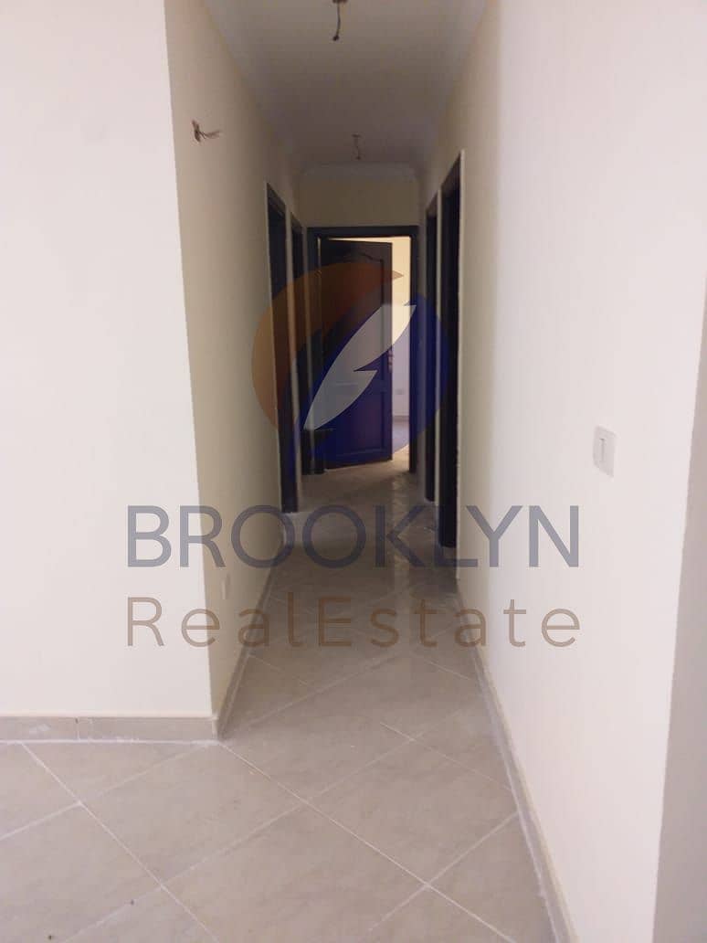 12 650e151a-492c-4d6f-8680-254e9cb77e38. jpeg