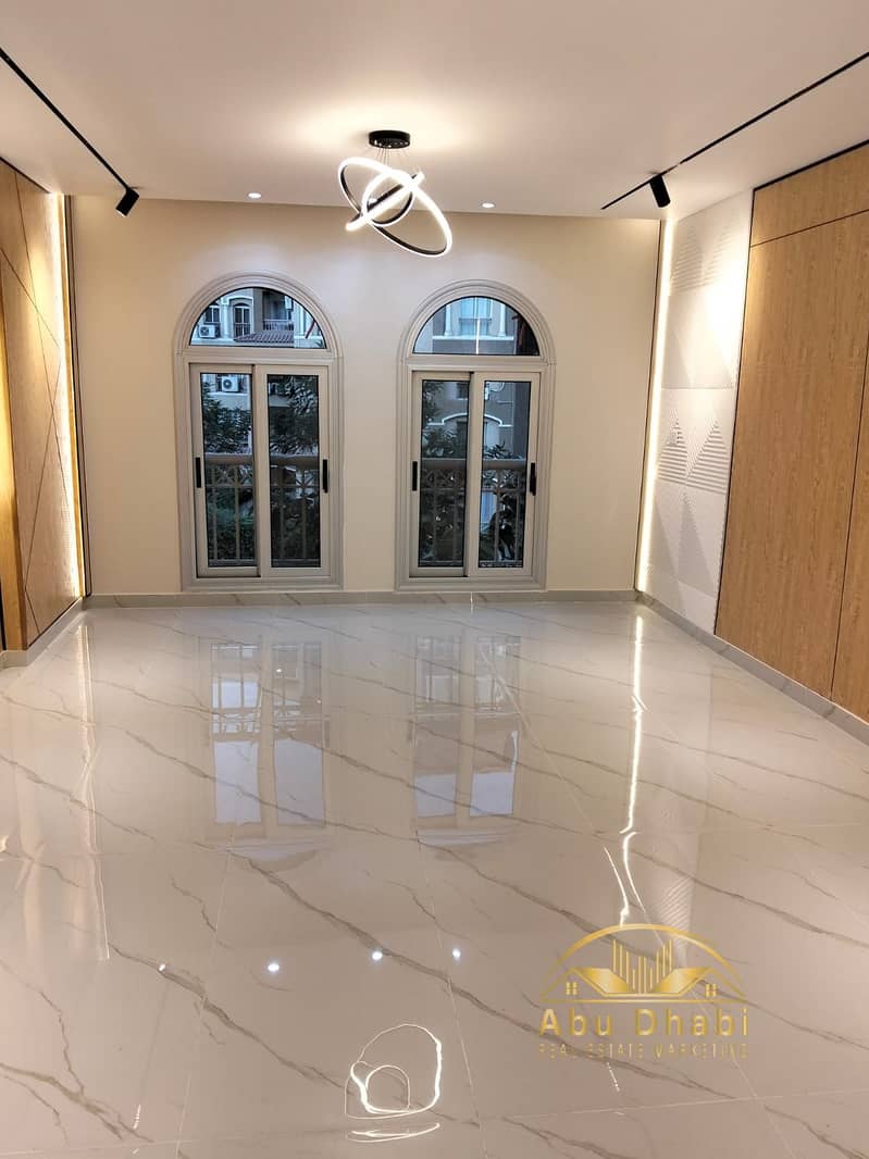 3 30e90fbe-3c6c-46fd-b0f8-918ec60608db. jpg