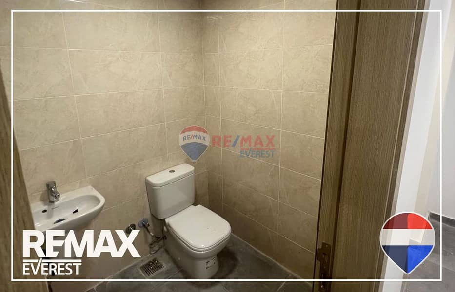 11 WhatsApp Image 2025-12-24 at 12.24. 01 PM (2). jpeg