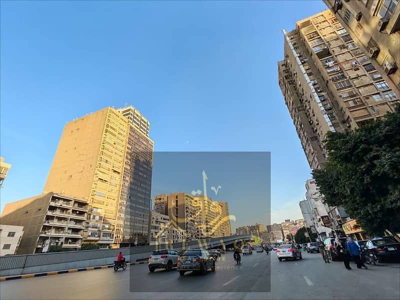 2 8d70d4b2-5458-477d-ab13-bb4bfdf55d51. png