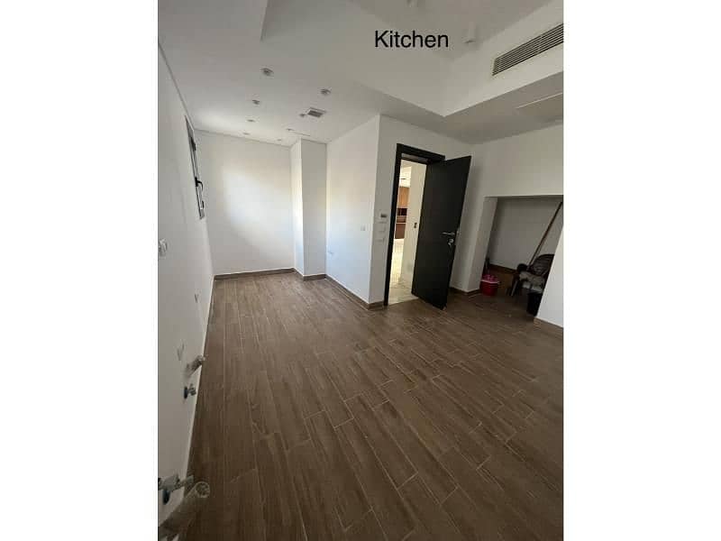 9 194926b5-3b5c-4110-ab48-ace84567ecec. jpg