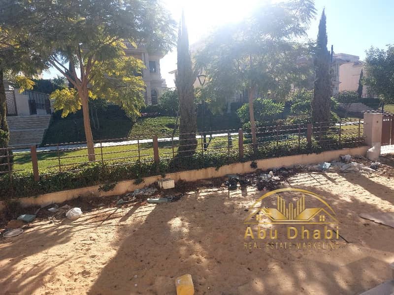 4 409c97ff-8b46-4448-ba91-18a202baddf5. jpg