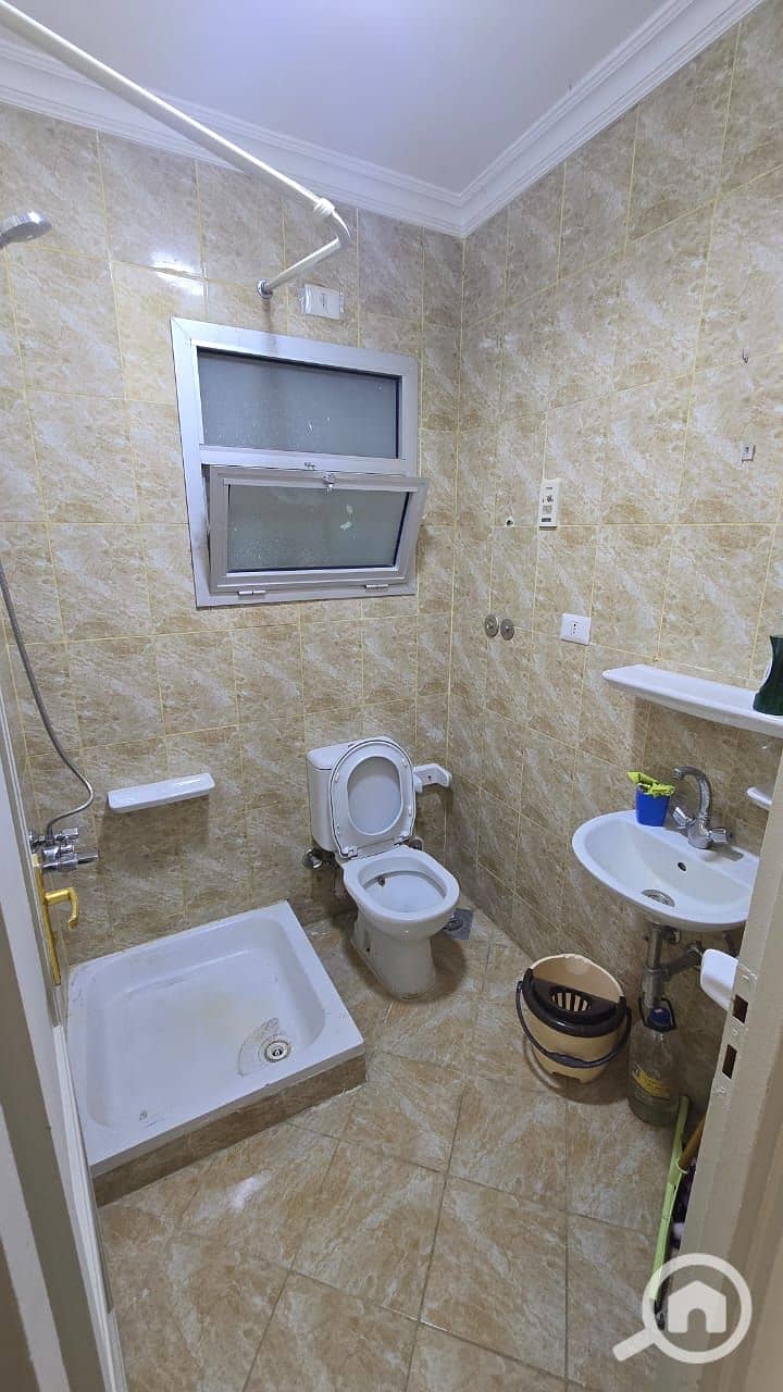 4 1a2e172f-d512-44a5-bca6-a95b1ad9535b. jpg