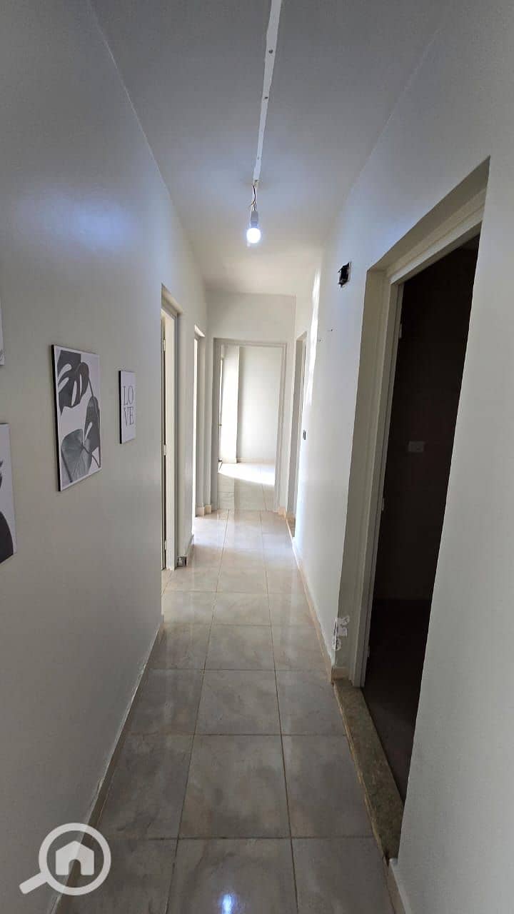 8 123b097c-65e9-4e84-a8a1-fc1ac536821d. jpg